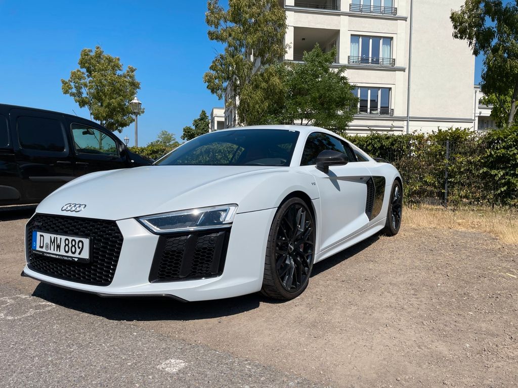 Audi R8