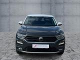 Volkswagen T-Roc 1.0 TSI STYLE AHK+NAV+ACC+2xPDC+DAB+VC+17" - Volkswagen: 17