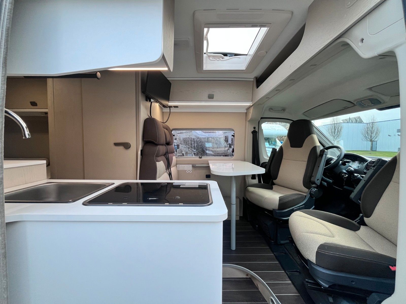 Fahrzeugabbildung XGO Van 104 ALL IN Ausstattung