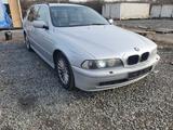 BMW 520i Exclusive touring Exclusive - BMW 520 aus 2001: Kombi, 520i