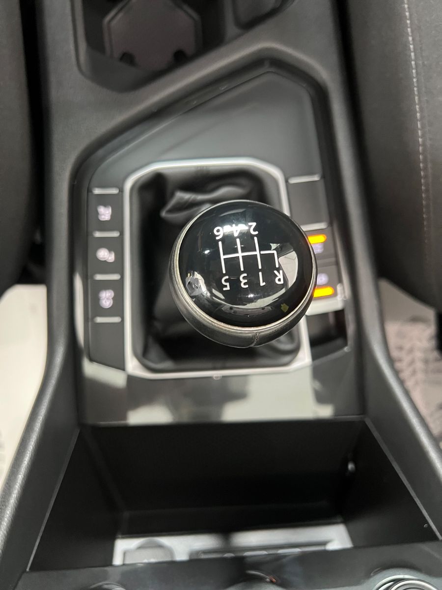 Fahrzeugabbildung Volkswagen Tiguan Comfortline 2.0TDI *DIGITALTACHO*LED*360°