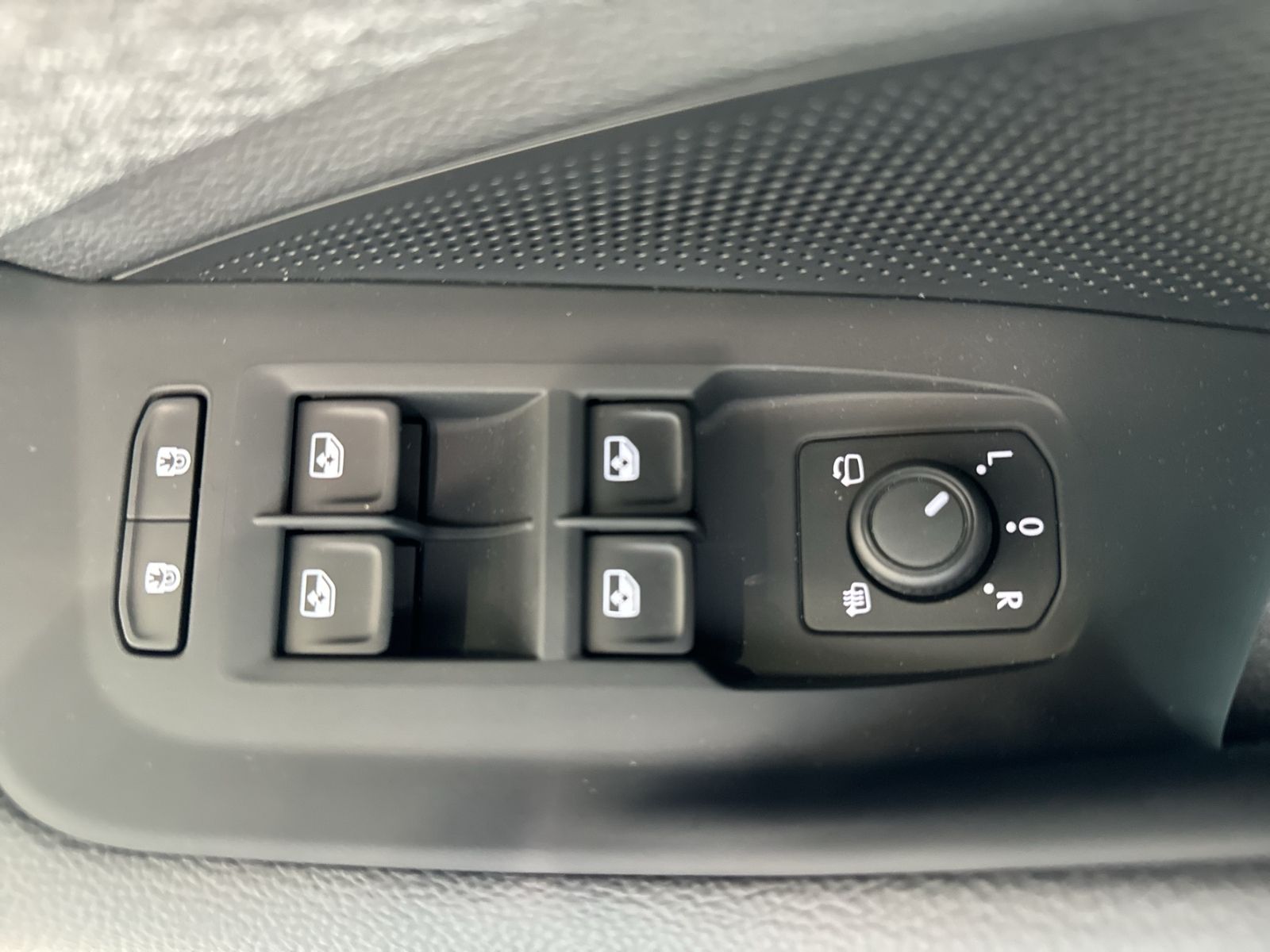 Superb Combi 2.0 TDI Selection, AHK, Matrix LED,