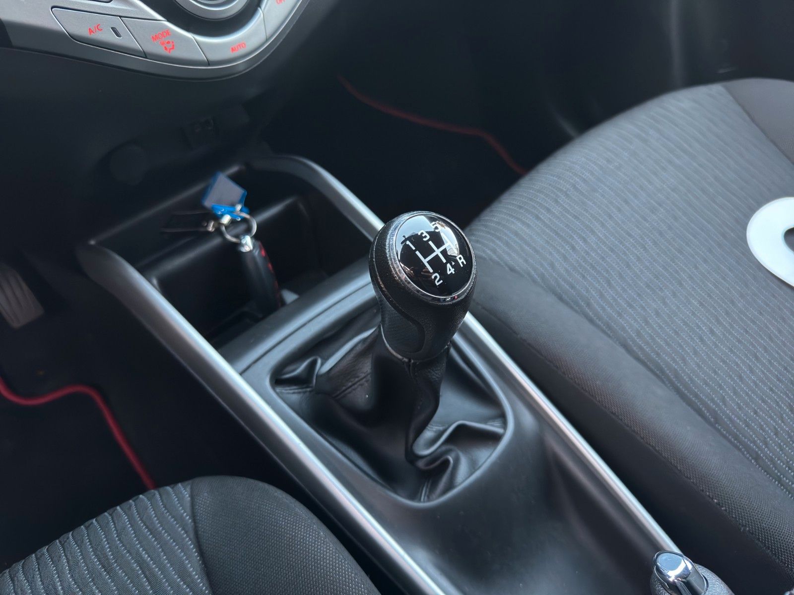 Fahrzeugabbildung Suzuki Baleno Comfort Klima/Navi/Kamara/1Hand