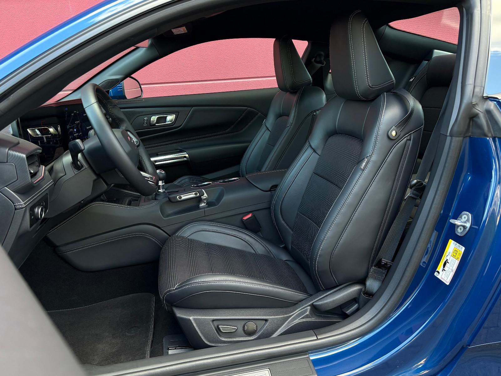 Ford MUSTANG GT 5.0 V8 COUPE NEUES MODELL NUR 3.332KM