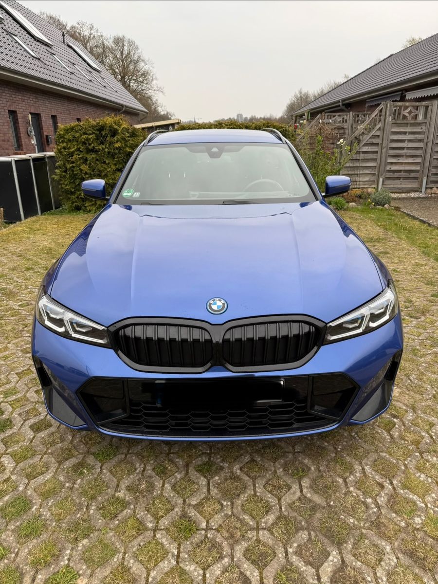BMW BMW 330e xDrive Touring M Sport | AHK | Garantie