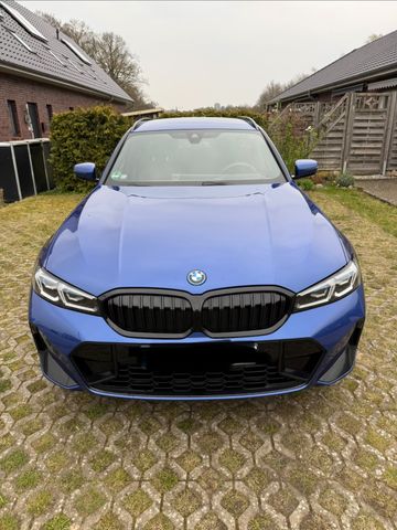 BMW BMW 330e xDrive Touring M Sport | AHK | Garantie