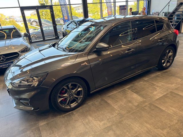 MYAUTOCENTER – Gebraucht- und Jahreswagen mit Werkstattservice in Pfaffenhofen Ford Focus *KEYLES*HEAD-UP*LKHZ*2-ZONEN*ACC*VOLL*