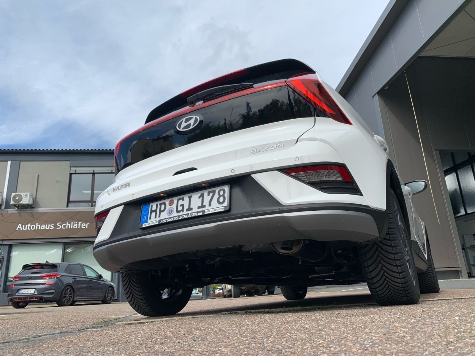Fahrzeugabbildung Hyundai BAYON 1.0 T-GDI Trend Navi LED Allwetter