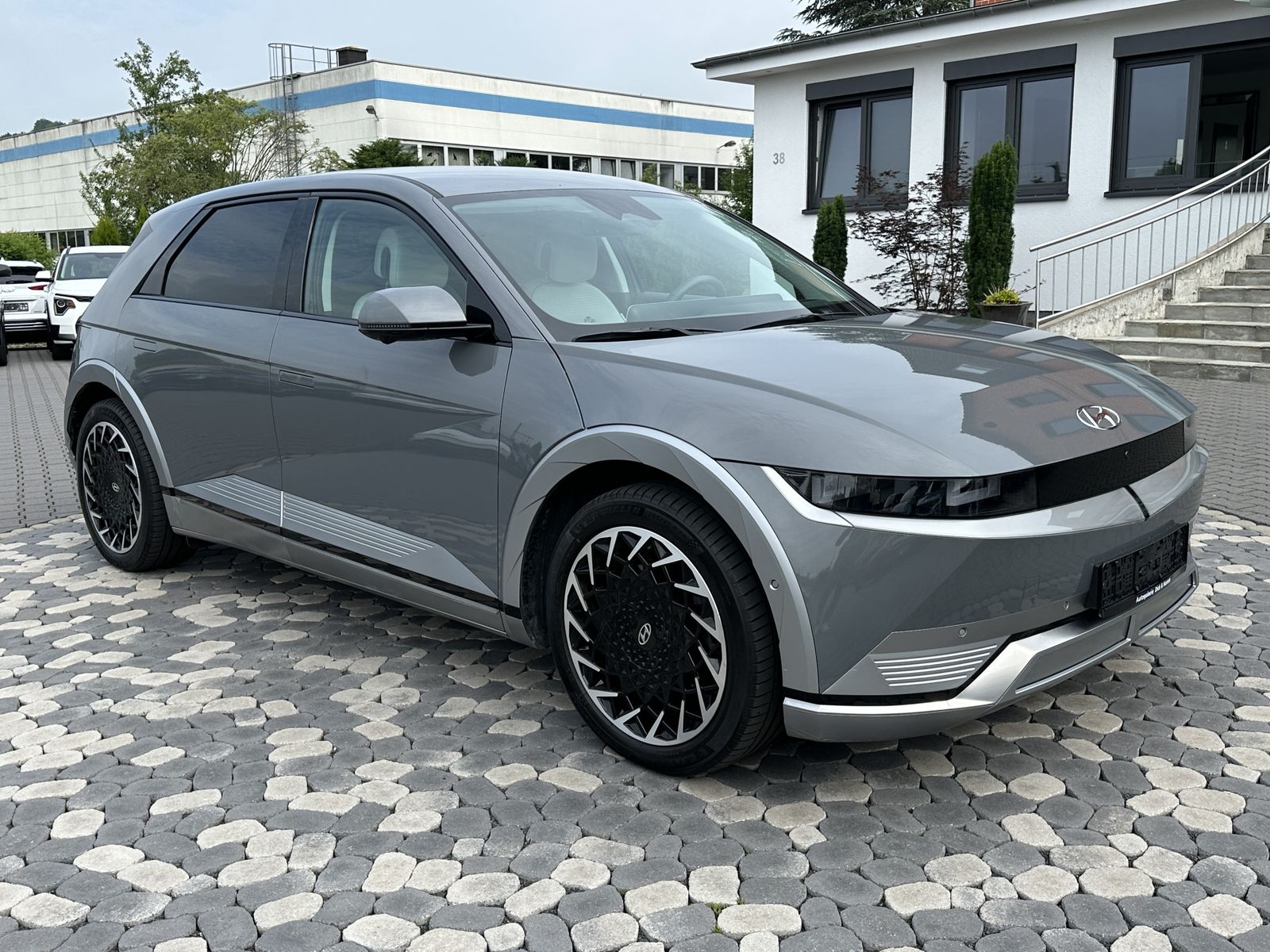 Hyundai Ioniq 5 Uniq 4WD PIXEL HUD BOSE 360° AHK 77,4KWh imagem 2