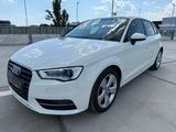 Audi A3 Sportback amb PANO KLIMA SZH PDC GARANTIE - Audi A3: Weiß, Schiebedach