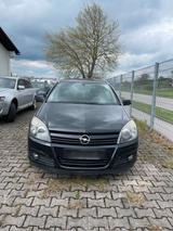 Opel Astra - Opel Astra aus 2005 mit Diesel-Antrieb