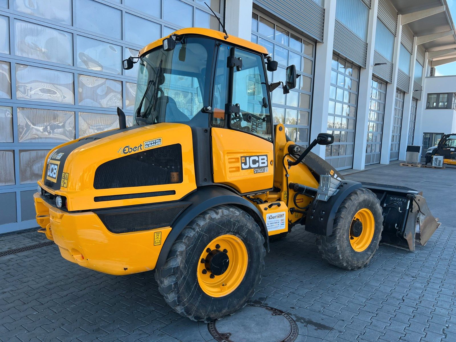 Fahrzeugabbildung JCB 409 SV / nur 758h! / Klappschaufel / Gabel