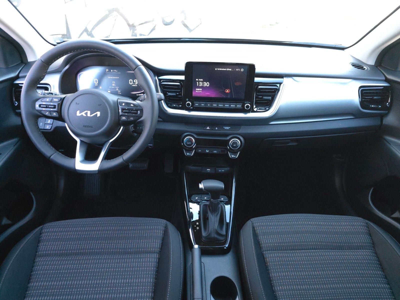 Fahrzeugabbildung Kia Stonic 1.0 T-GDI 100 Vision DCT7 Navi Kamera