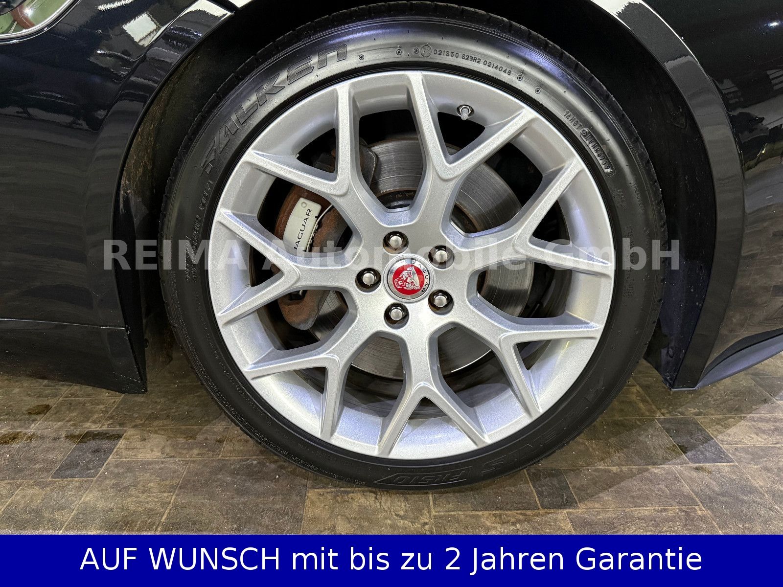 Fahrzeugabbildung Jaguar F-Type  3,0i V6 Cabrio, Klappenauspuff, Meridian