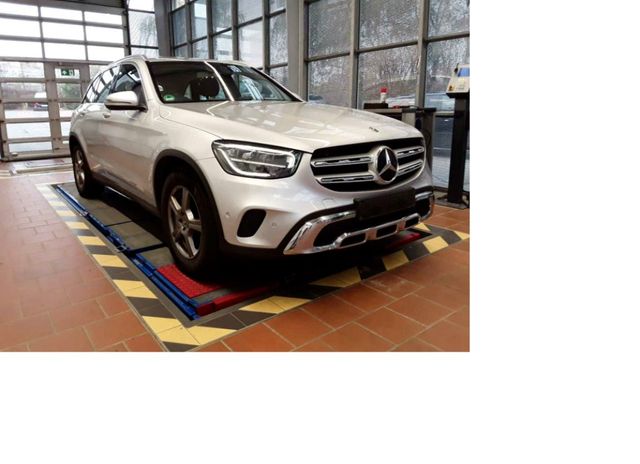 Mercedes-Benz GLC 220 4Matic*Navi*LED*Tempomat*SHZ*SoundSystem