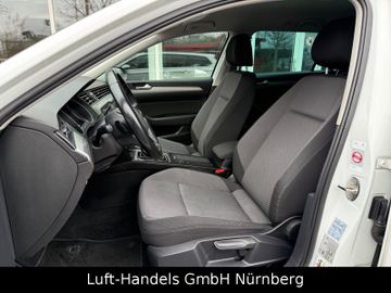 Volkswagen Passat Variant - 9