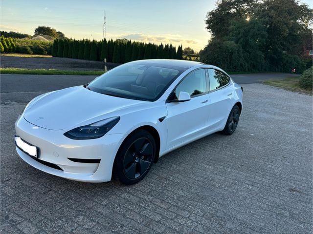 Tesla Model 3 Hinterradantrieb RWD