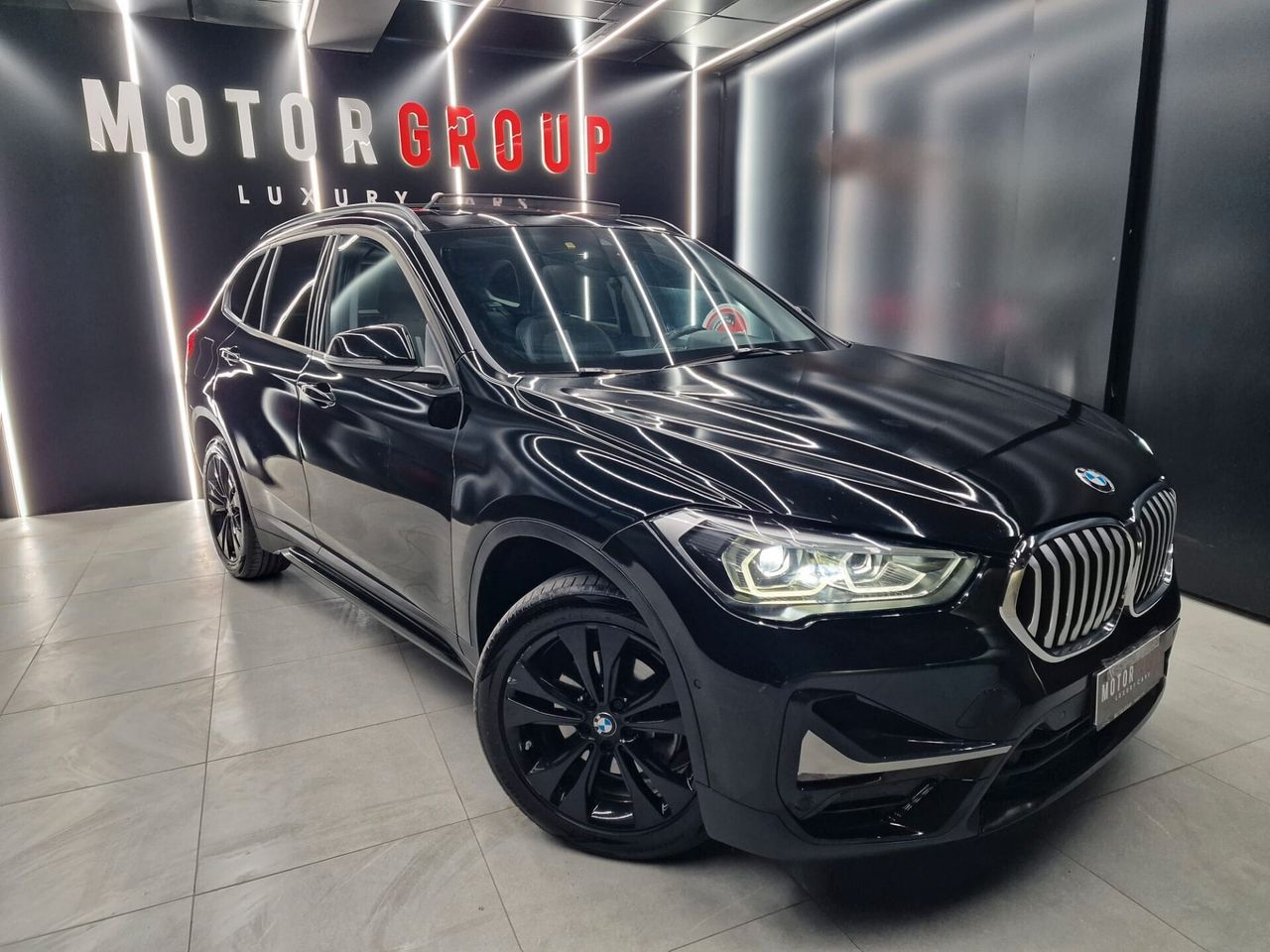 BMW Bmw X1 sDrive18d xLine Plus 2.0 150cv Tetto Apri imagem 3