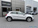 Mercedes-Benz GLA 200 Urban NAVI/PANO/KAMERA/SHZ - silberne Mercedes-Benz GLA 200