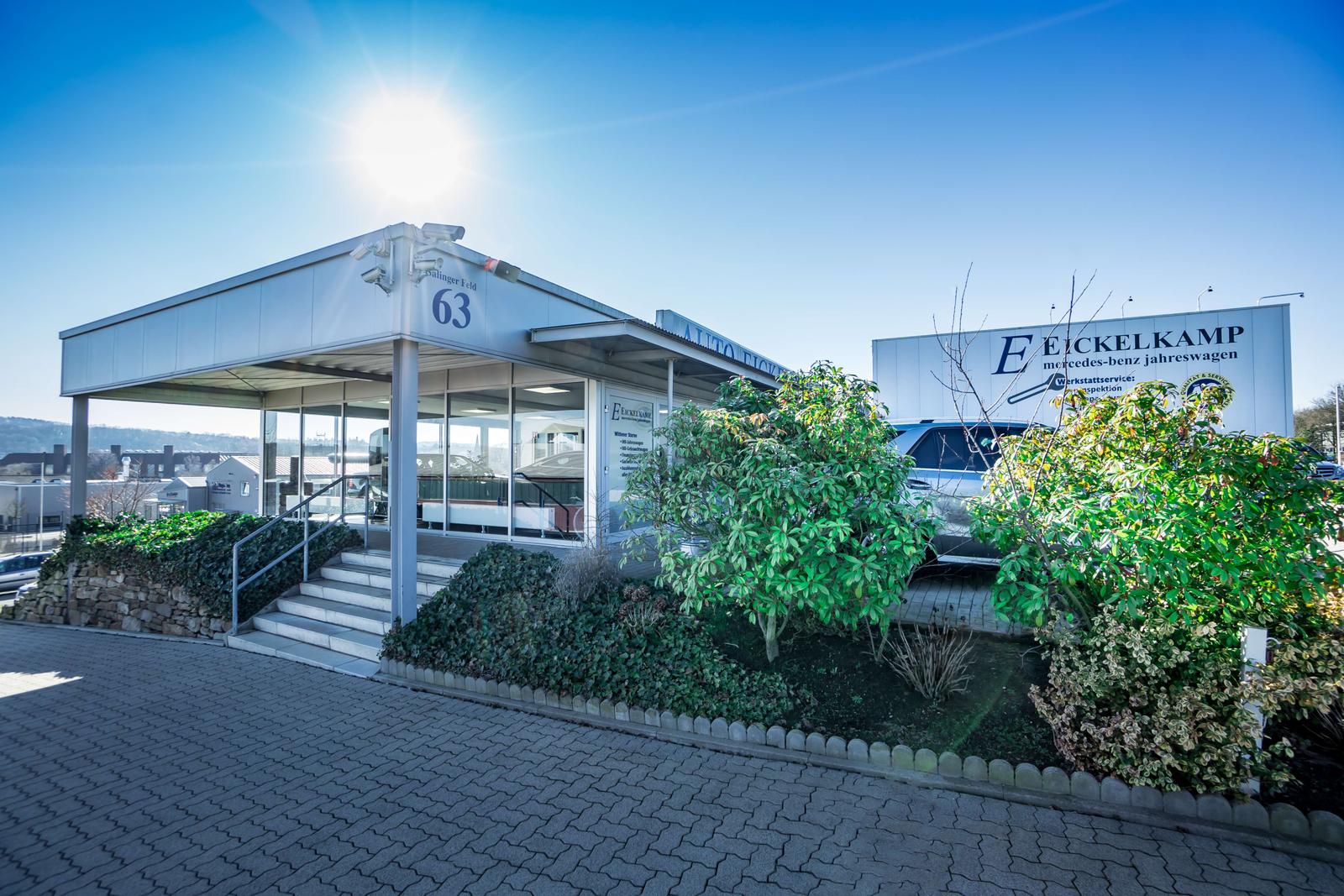 showroom-image-main