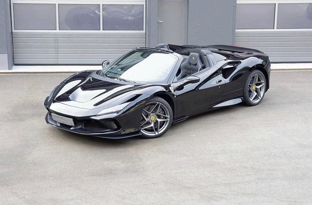 Ferrari F8 Spider*Lift,Racing-Seats,Carbon,JBL,Dt. Ausl.