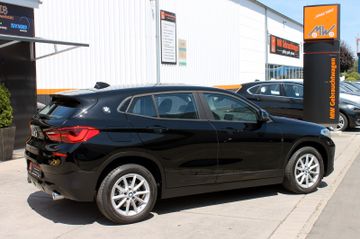 Fahrzeugabbildung BMW X2 sDr 20i Steptr. Adv Pano H&K HUD PDC LED WLan