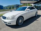 Mercedes-Benz CLS 500 - - weiße Mercedes-Benz CLS 500