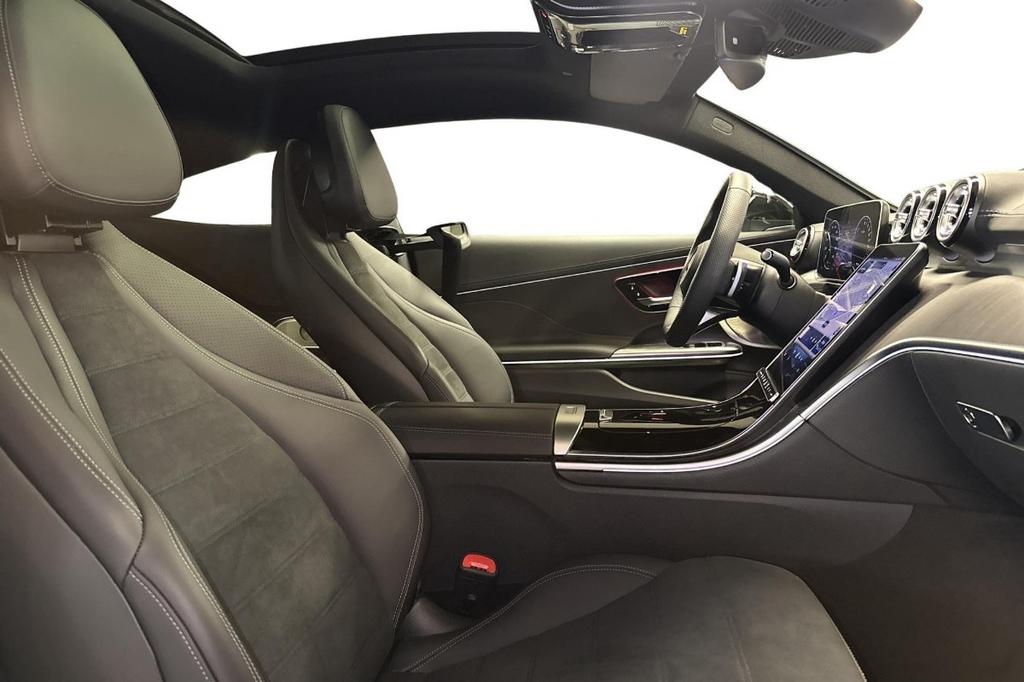 Mercedes-Benz CLE 300