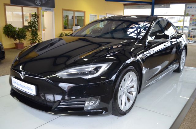 Tesla Model S AUTOMATIK / XENON / NAVI / LEDER / PDC