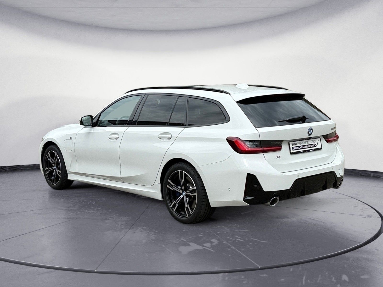 BMW 330e Touring M Sport Panorama AHK Harman K. Spor foto 4