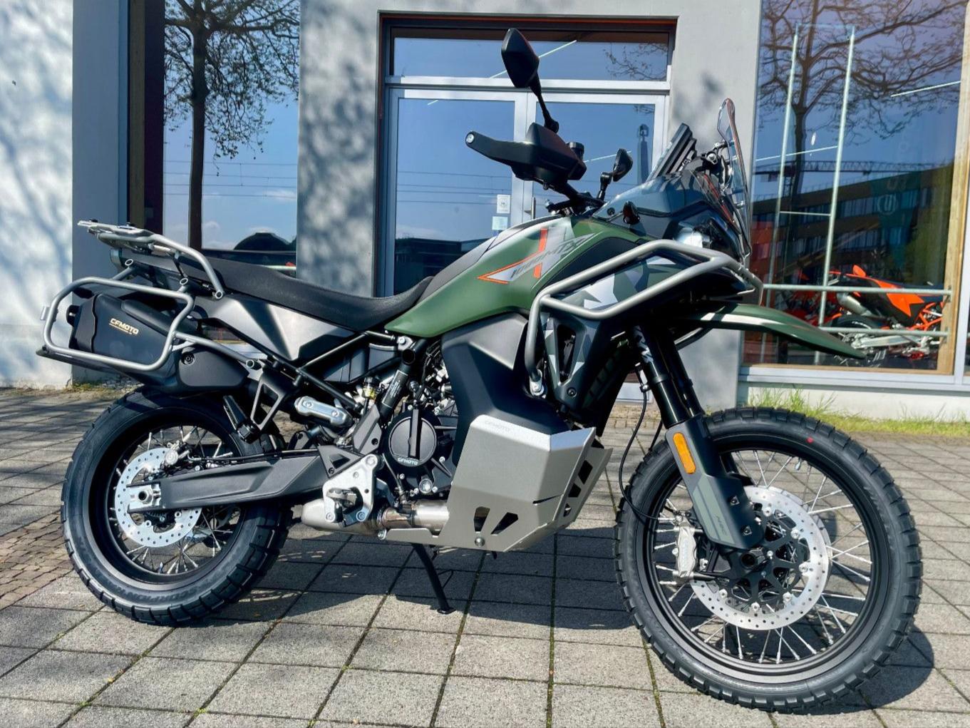 CFMOTO 1000MT-X Tactical Green/Aerolite Grey