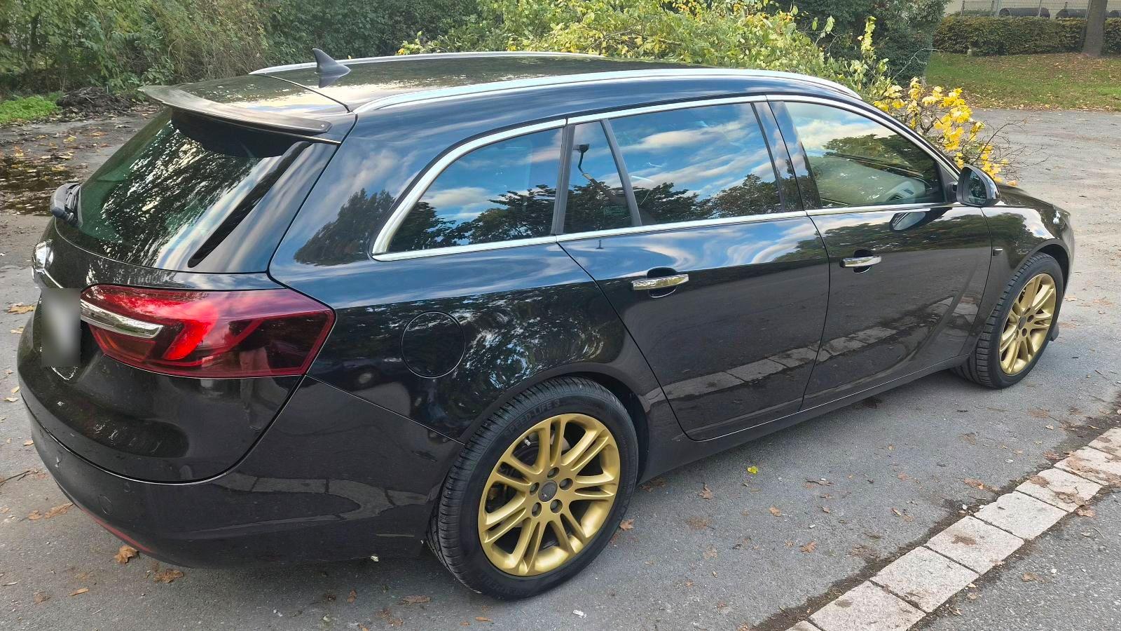 Opel Insignia 2015 — interior