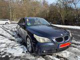 BMW 530i  - BMW 530 aus 2004: 530i