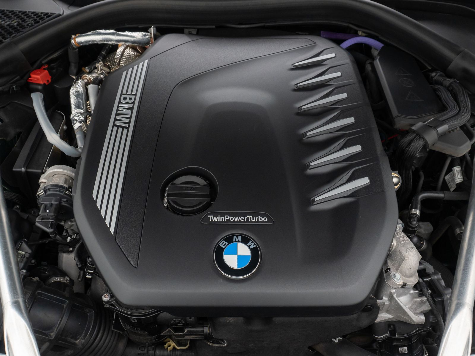 Fahrzeugabbildung BMW 840d xD M Sport Kamera HUD SoftCL DisplKey 20"