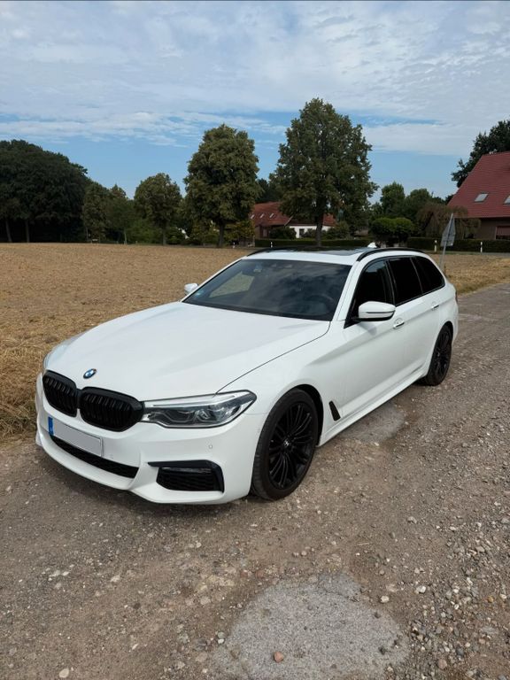 Image of BMW 540