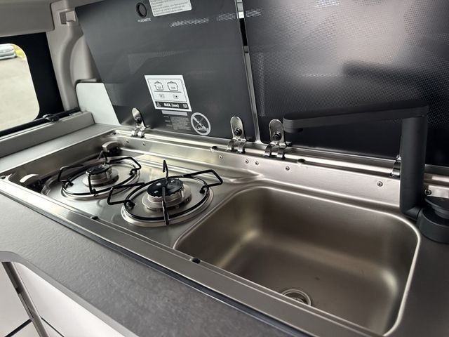 Fahrzeugabbildung Ford Tourneo Custom 2.0 Nugget Titanium 320 L1