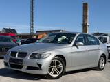 BMW 325 3 Limousine 325i - BMW 325 aus 2006: 325i