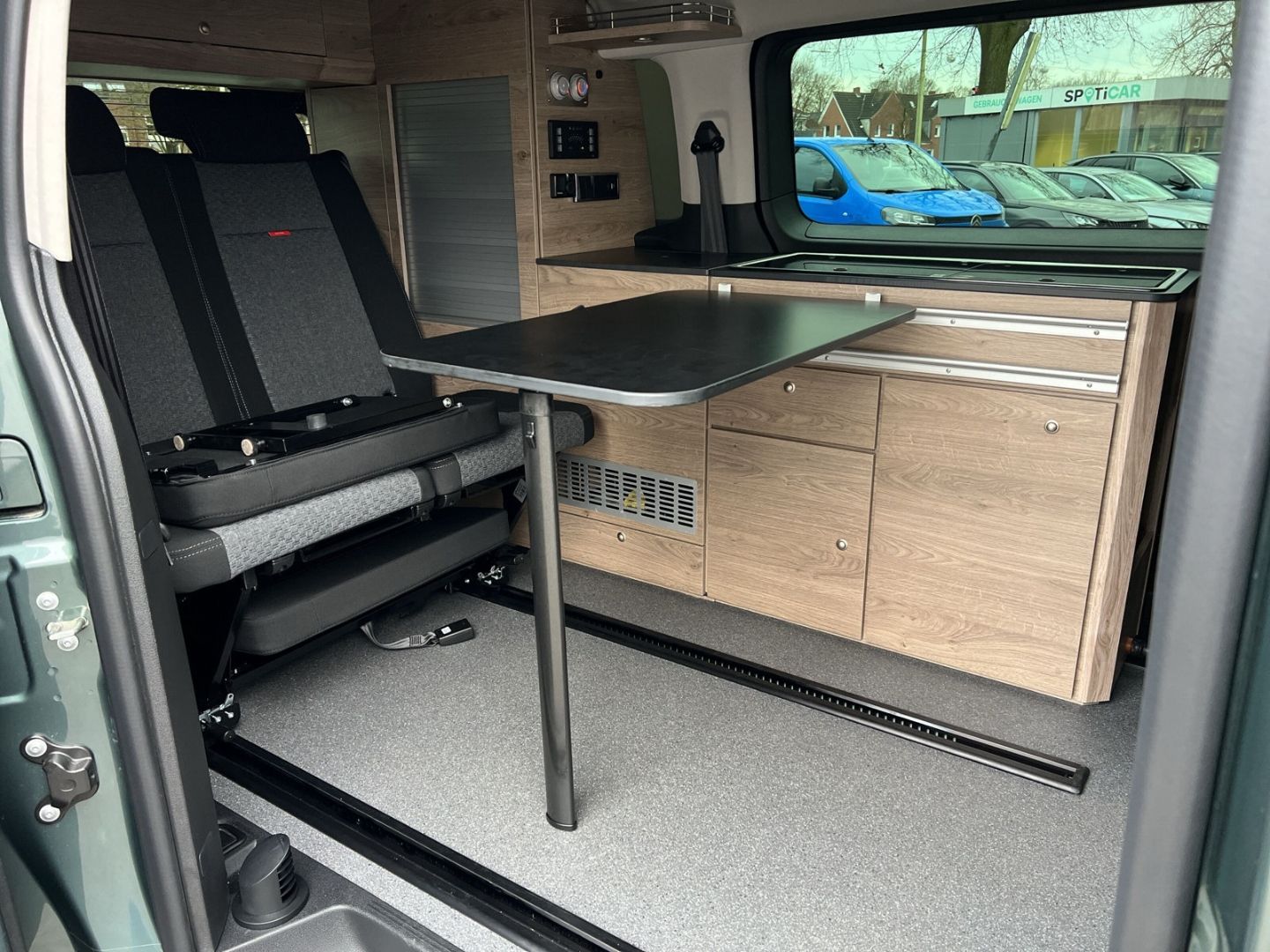 Fahrzeugabbildung Citroën Holidays BlueHDi 180 S&S EAT8 StandHZG AHK-abneh