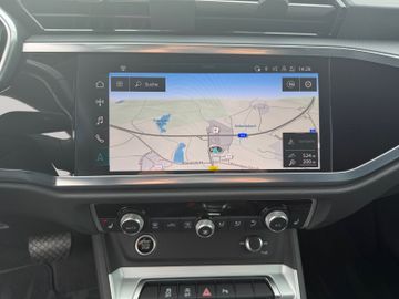 Audi Q3 - 11