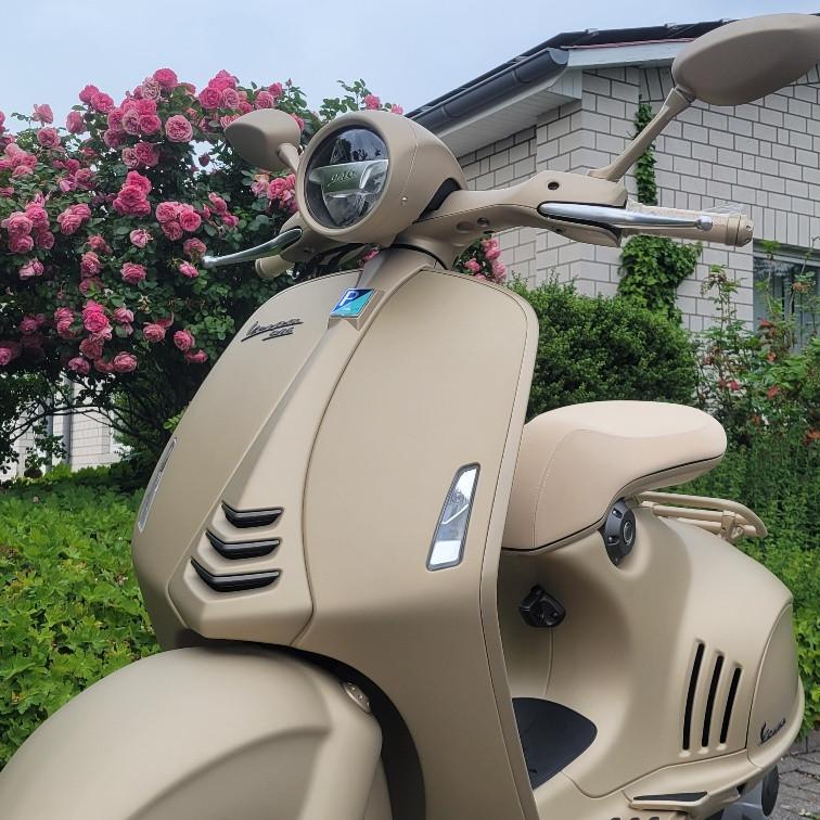 Vespa 946 Dragon125ie !!  weltweiter Versand !!