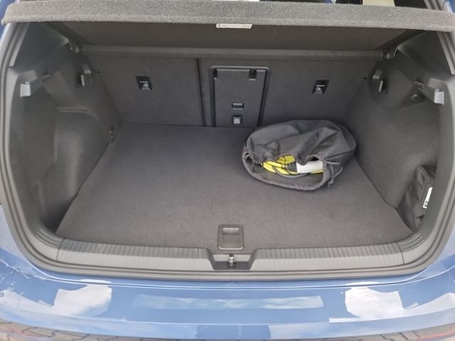 Fahrzeugabbildung Volkswagen Golf GTE 1.5 TSI DSG eHYBRID MATRIX LED HUD DCC