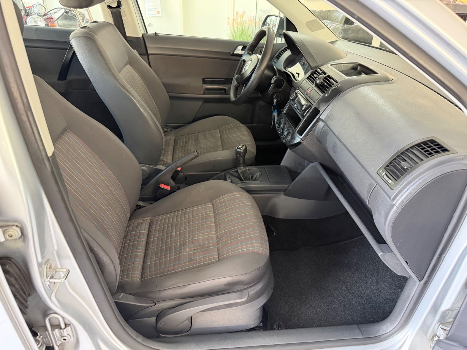 Fahrzeugabbildung Volkswagen Polo IV Trendline