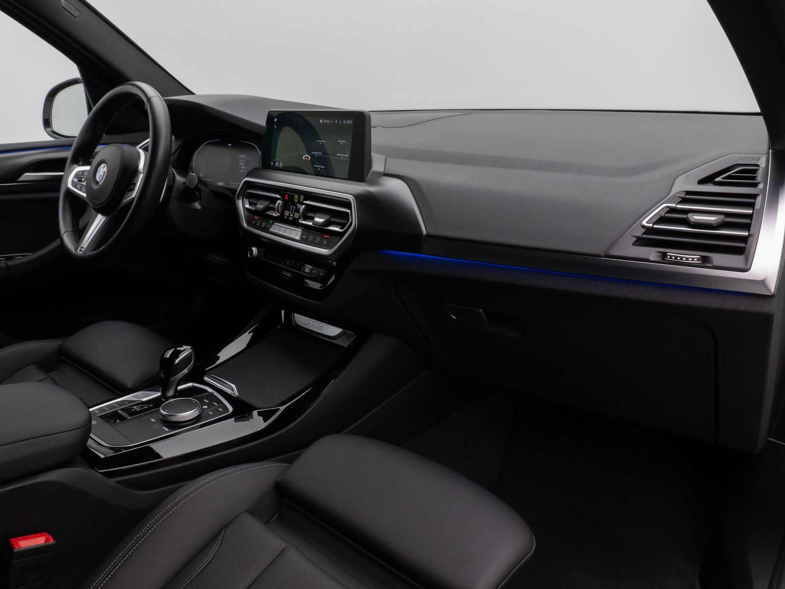 Fahrzeugabbildung BMW X3 xD20d M Sport Kamera DAB HiFi AHK Komfort 19"