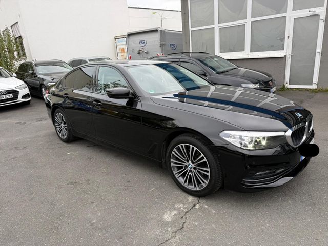 BMW 520i A -