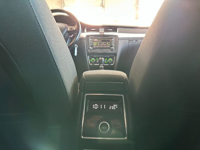 Skoda Superb Combi Exclusive *Navi*BiXenon*