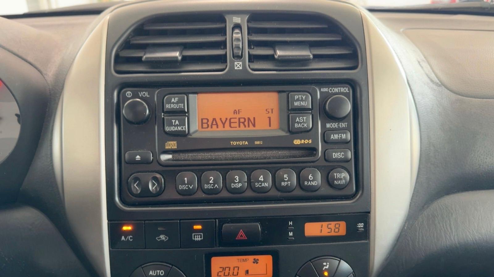Toyota RAV4 2.0 VVT-i 150 ch • 4x4 • Toit Ouvrant • 1ère Main