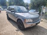 Land Rover Range Rover V8 TD Autobiography / TV / - Land Rover Range Rover mit Diesel-Antrieb: Schwarz