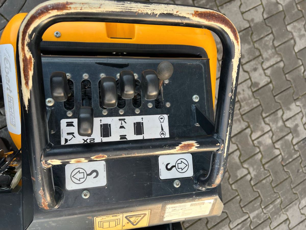 Fahrzeugabbildung JCB HTD05 Dumpster / 2020 / Hochkippfunktion