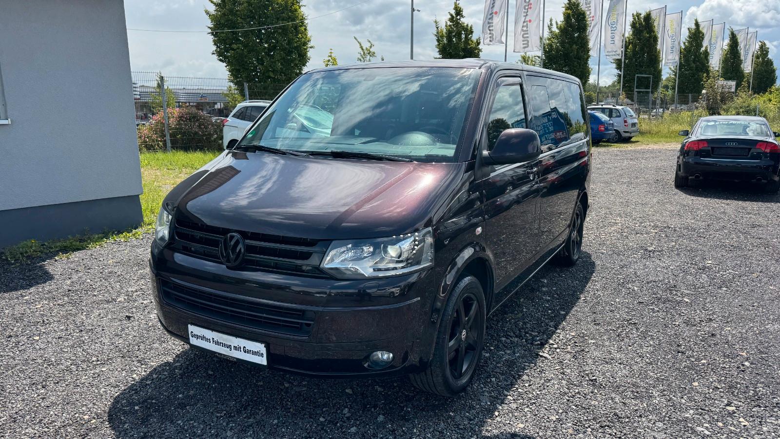 Volkswagen T5 Multivan Scheckheftgepflegt 8-fach bereift