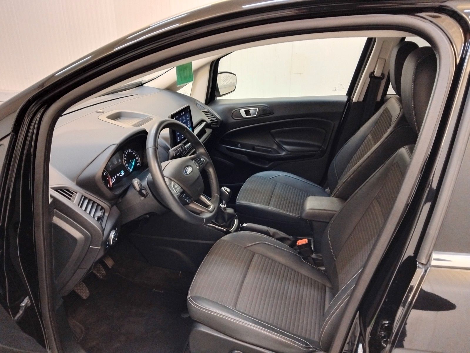 Ford EcoSport (06/2026, Benzin)